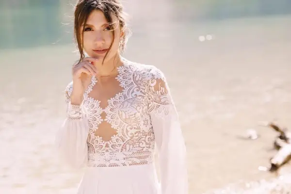 Gaun Beach Wedding